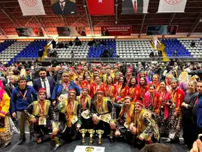 Balıkesir'de Çağdaş Spor, Halk Oyunlarında Şampiyon!
