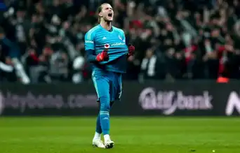 Karius, Schalke'de! Sezon Sonuna Kadar Sözleşme İmzaladı