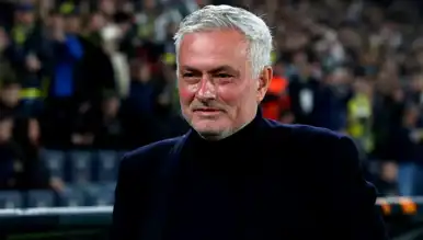 Mourinho: Lyon maçında iki kırmızı kart kaçtı!