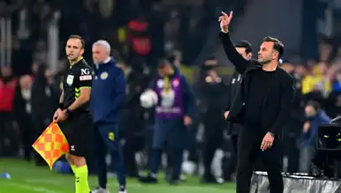 Okan Buruk'tan Fenerbahçe Derbisinde Değişiklikler