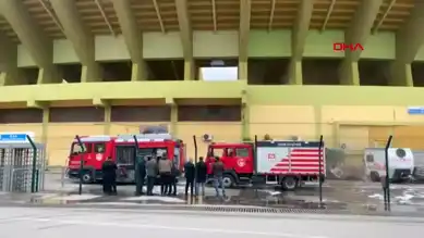 İzmir Atatürk Stadyumu'nda Karate Salonu Yandı!
