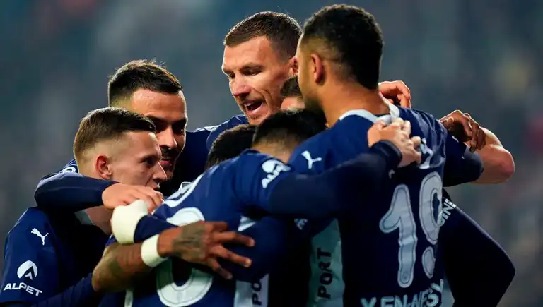 Fenerbahçe, Deplasmanda Gol Yağdırıyor!