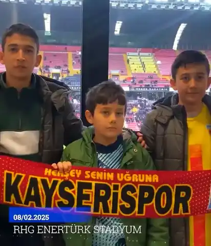 Kayserispor Aşkına Kayak Yapan Çocuklar Ödüllendirildi